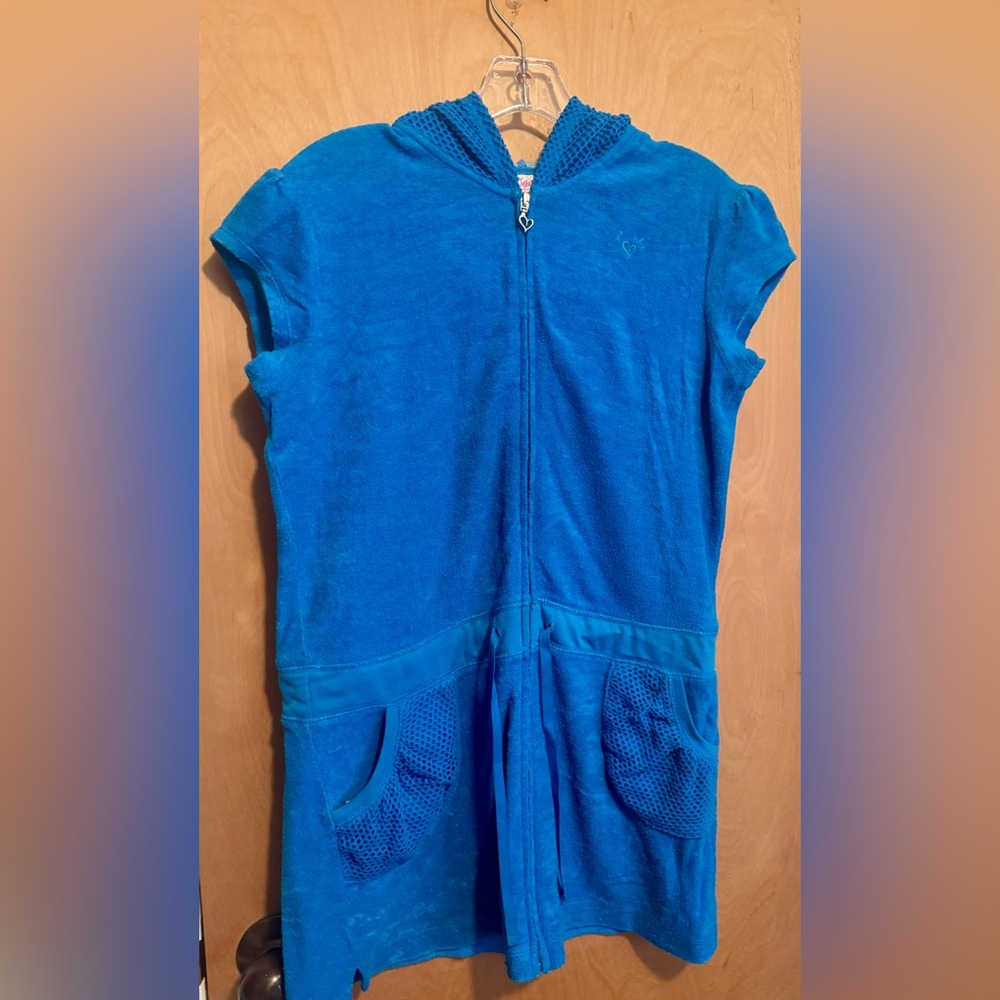 Justice Blue Hooded Terrycloth Pool Cover-Up (Girls SZ 16 - fits a women’s XS/S)
